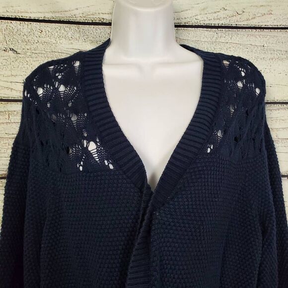 Maurices Women’s Size 1 Navy Blue Open Front Knit Cardigan Crochet Yoke Pockets - Picture 3 of 7